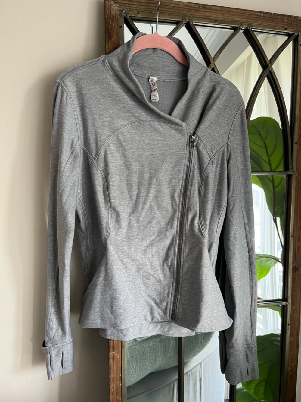 Lululemon Precision Jacket - Picture 2 of 5